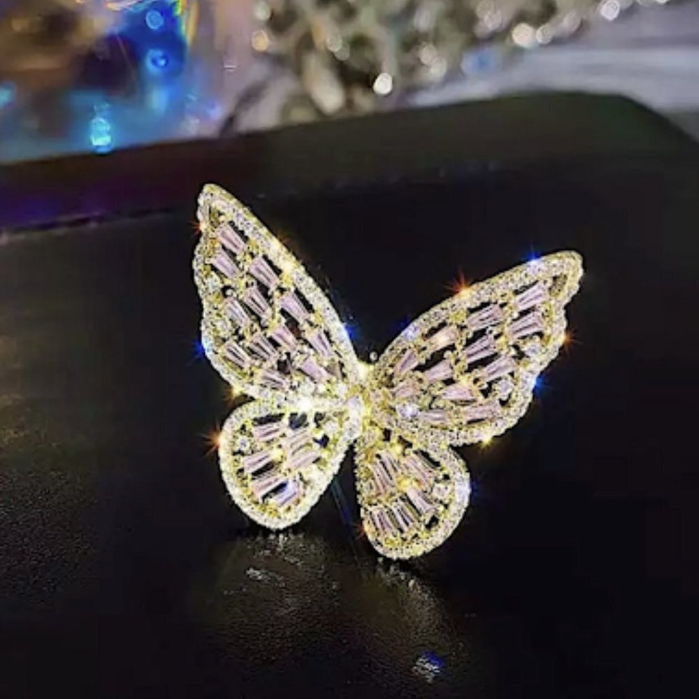 GOLD RHINESTONE BUTTERFLY RING - Picture 3 of 7